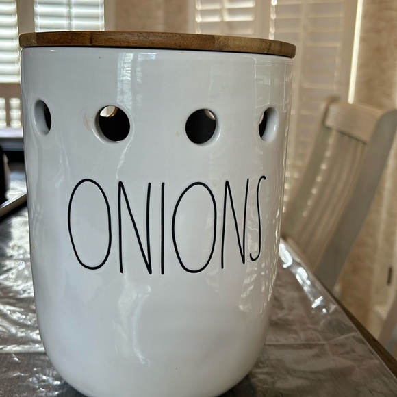 Rae Dunn Other - Onion Cellar  Holder by Rae Dunn